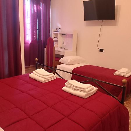 L' Ortensia Rome Luaran gambar